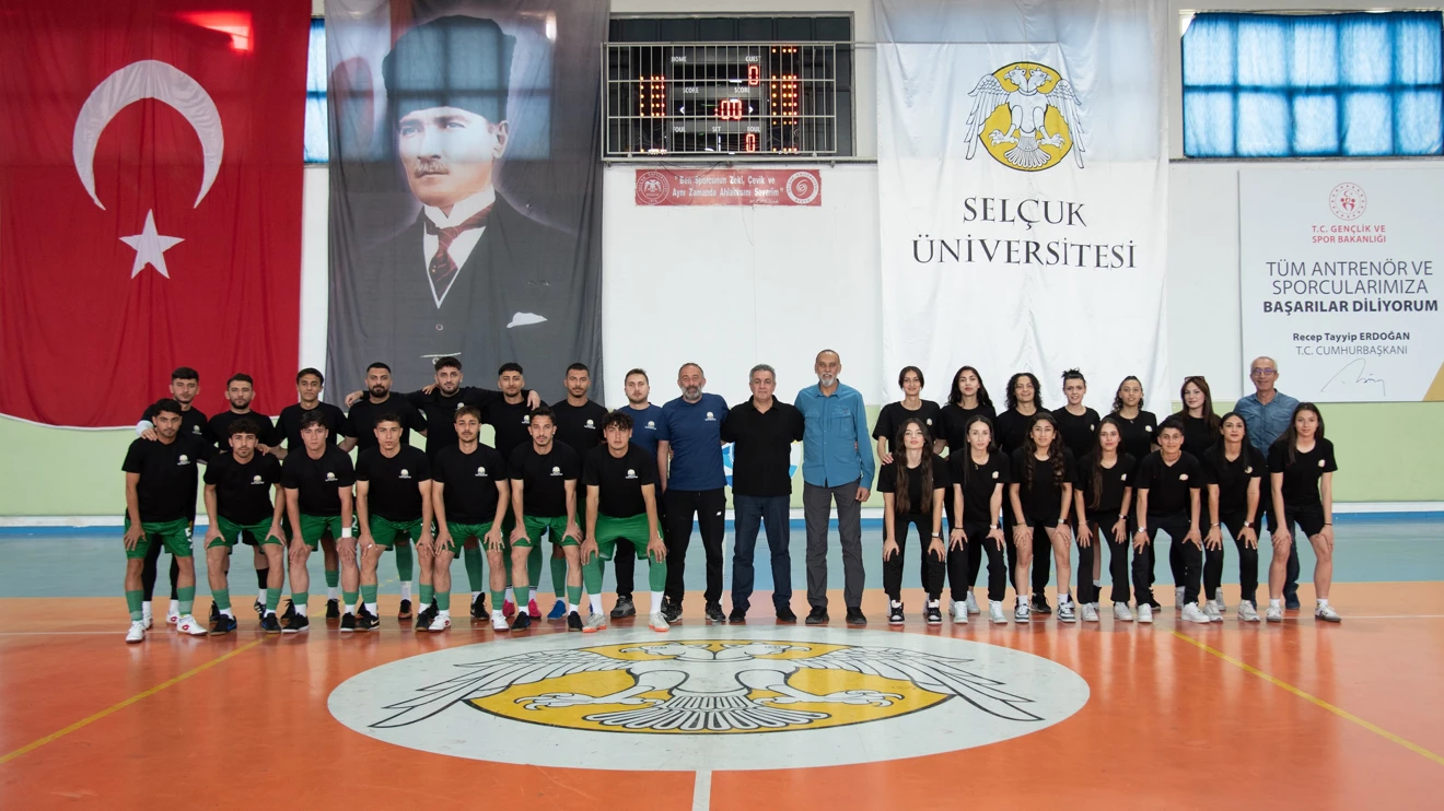 Selçuk Üniversitesi Kadın Futsal Takımı, Bölgesel Lig’de şampiyon oldu